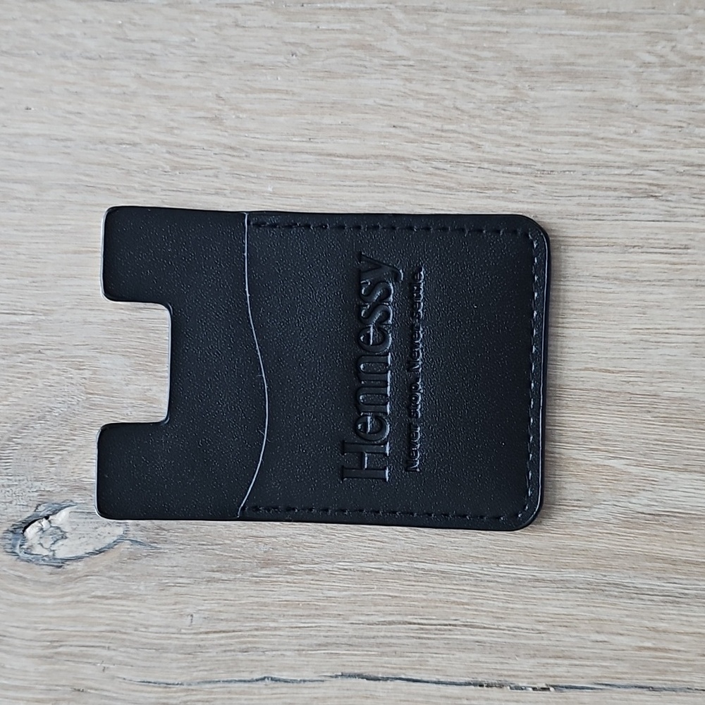 NWOT Hennessy cellphone wallet